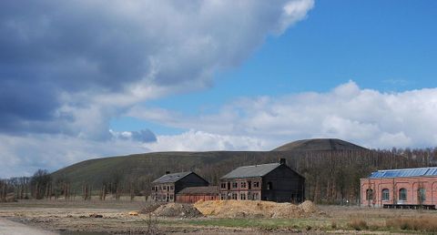 File:480px-1200px-Terril winterslag.jpg