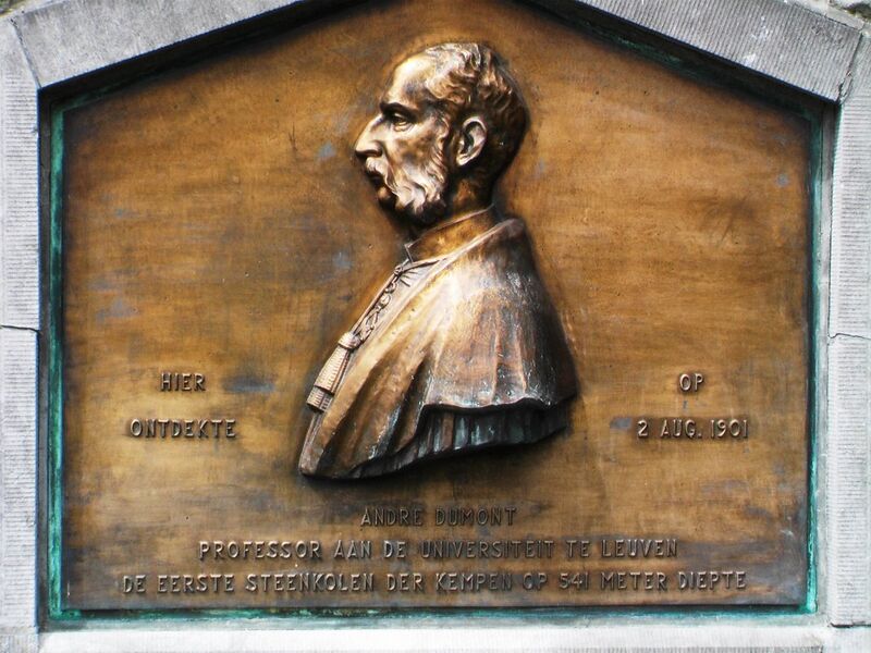 File:20180207143139!Dumontcloseupstandbeeld As.jpg