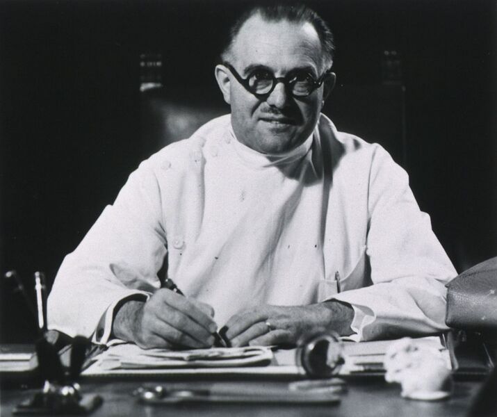 File:1073px-Joseph Maisin 02.jpg