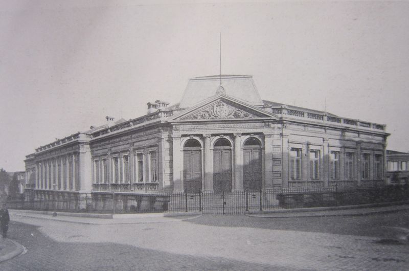 File:20170925122120!Institut pharmaliege.jpg