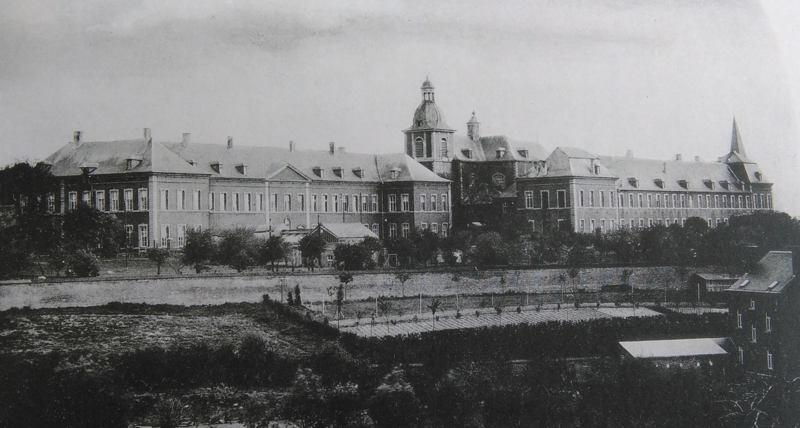 File:1260px-Abbayegembloux 1901.png