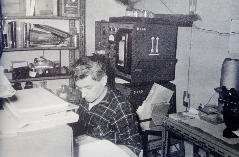 File:Picciottoin lab.jpg