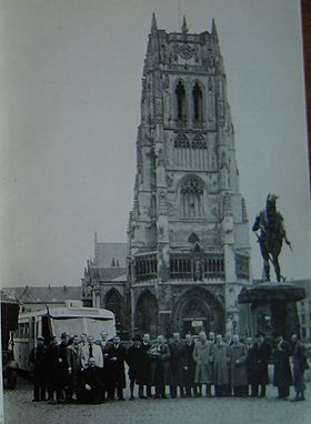 Bron: Lavalleye, Jacques, ”Biographie”, Bulletin de l’Institut royal du Patrimoine artistique/ Bulletin van het Koninklijk Instituut voor het Kunstpatrimonium, 8 (1965), 15.